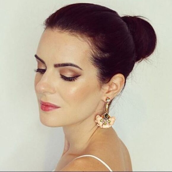 Stella & Dot Rory Floral Leather Earrings Blush - Brand New! - Picture 4 of 7